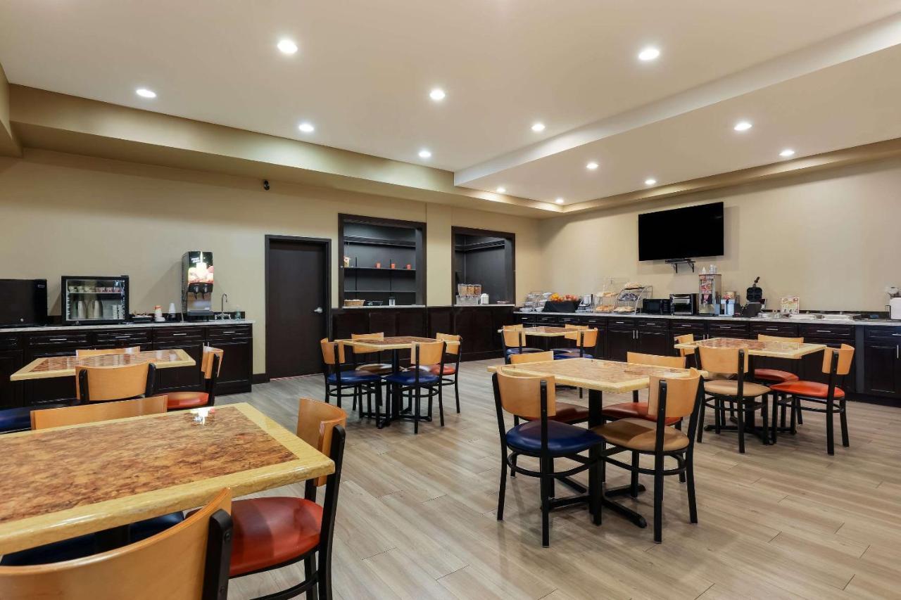 Mainstay Suites Fitchburg - Madison Extérieur photo