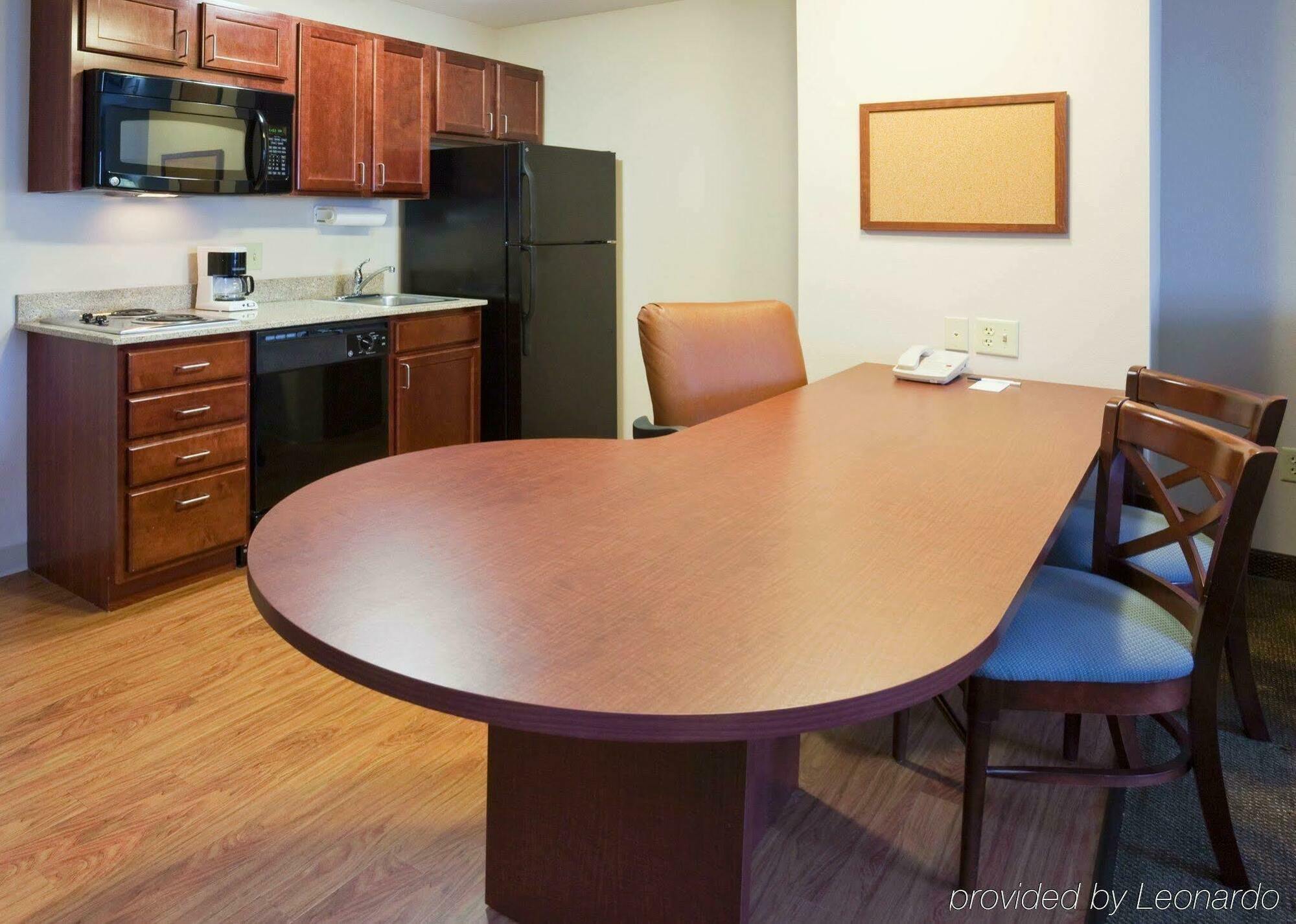 Mainstay Suites Fitchburg - Madison Extérieur photo